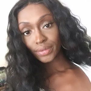 Meet your Posher, Shaquandra